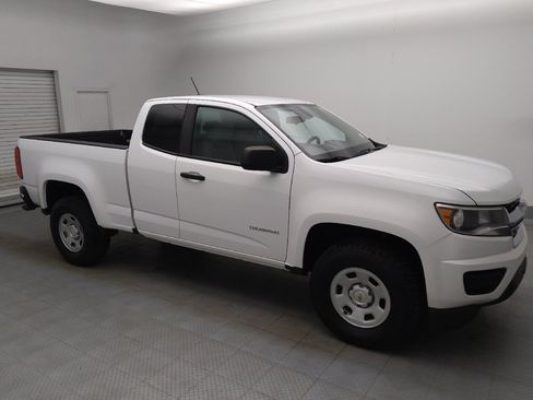 Used 2019 Chevrolet Colorado W/T w/ WT Convenience Package RWD image 11