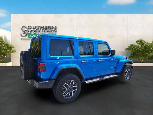 New 2026 Jeep Wrangler Unlimited Sahara w/ Technology Group AWD/4WD image 5