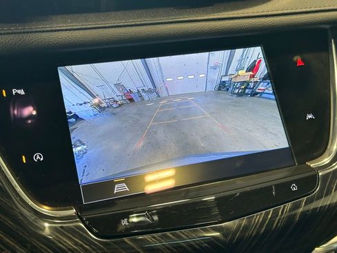 Used 2023 Cadillac XT6 Premium Luxury image 22