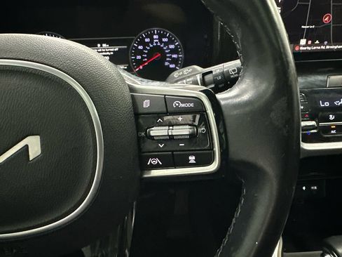 Used 2022 Kia Sorento EX w/ Panoramic Sunroof Package FWD image 25