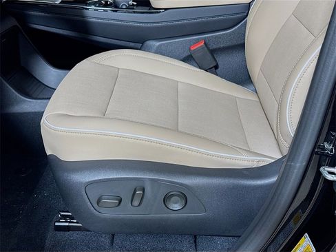 New 2026 Buick Enclave Preferred w/ Power Package image 17