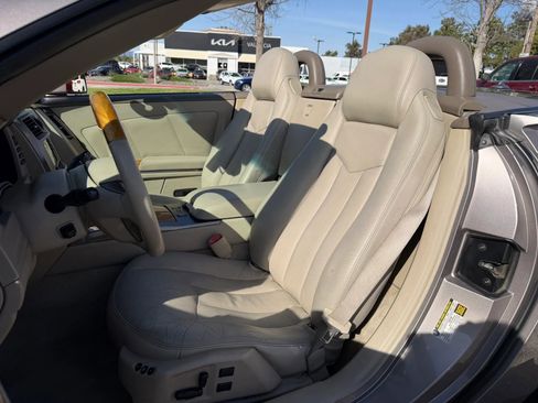 Used 2005 Cadillac XLR Convertible 2D image 24