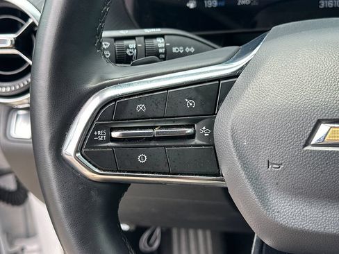 Used 2025 Chevrolet Equinox LT AWD/4WD image 25