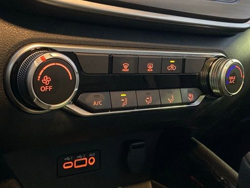 Used 2024 Nissan Altima 2.5 SV image 21