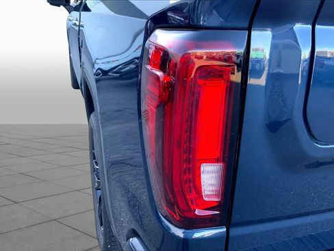 Used 2023 GMC Sierra 1500 Denali w/ Denali Reserve Package AWD/4WD image 25