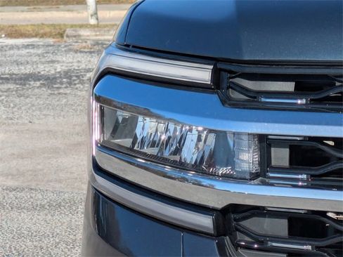 Used 2024 Ford Expedition Max Limited image 9