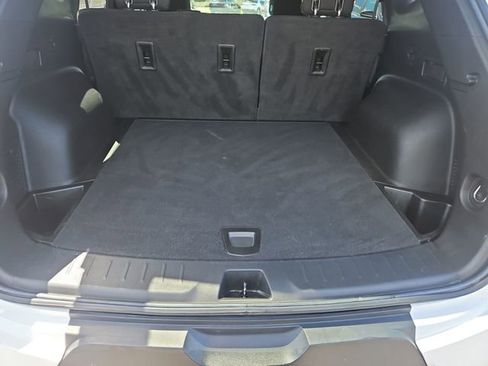 Used 2021 Chevrolet Blazer LT FWD image 23