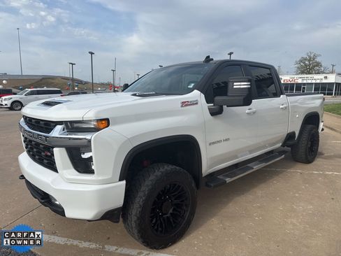 Used 2023 Chevrolet Silverado 2500 LT w/ Convenience Package image 7