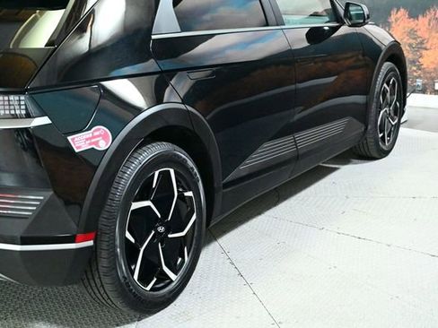 Used 2024 Hyundai Ioniq 5 SEL RWD image 9