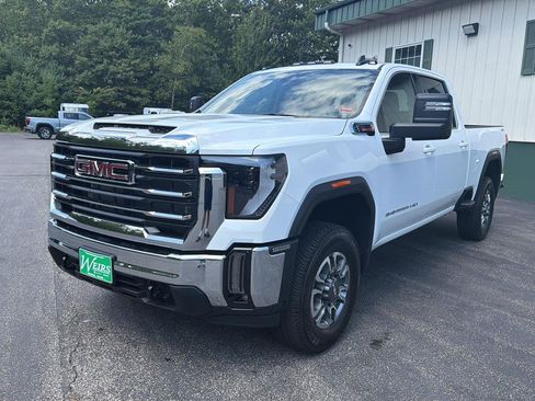 New 2026 GMC Sierra 2500 SLE w/ SLE Value Package; AWD/4WD image 1