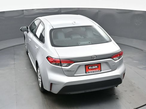 Used 2024 Toyota Corolla LE FWD image 37