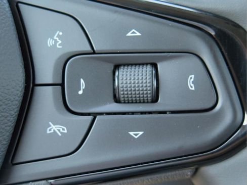 New 2027 Chevrolet Bolt RS FWD image 17