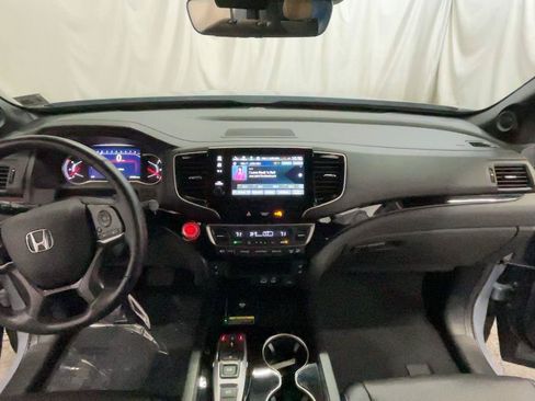 Certified 2024 Honda Passport Black Edition image 24