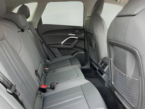 New 2025 Audi Q5 Premium Plus AWD/4WD image 18
