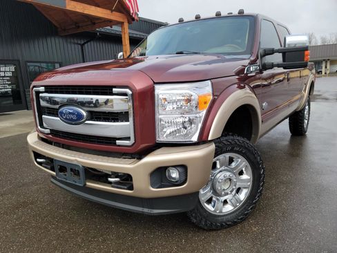 Used 2013 Ford F250 King Ranch w/ King Ranch w/Chrome Pkg image 1