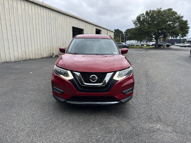 Used 2017 Nissan Rogue S FWD image 2