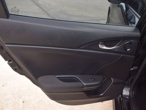 Used 2017 Honda Civic EX image 9
