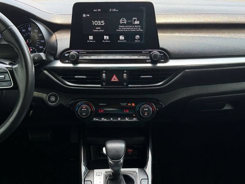 Used 2019 Kia Forte EX FWD image 17