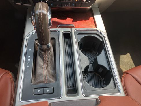 Used 2020 Ford F150 King Ranch w/ Equipment Group 601A Luxury AWD/4WD image 20