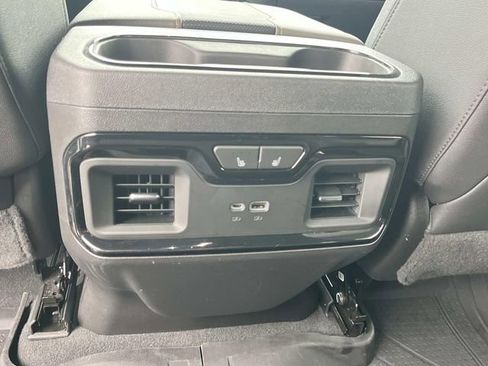 Used 2023 Chevrolet Silverado 1500 ZR2 w/ Technology Package AWD/4WD image 18