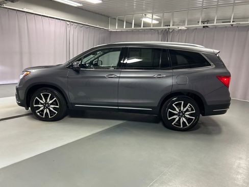 Used 2022 Honda Pilot Touring image 4