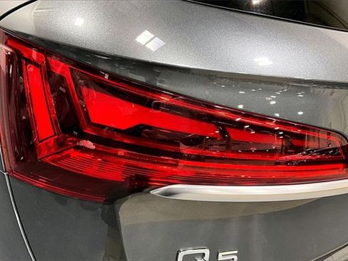 Used 2022 Audi Q5 2.0T Premium image 31