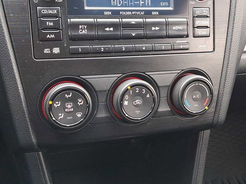 Used 2014 Subaru Crosstrek 2.0i Premium w/ Popular Package #1 image 15