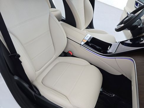 New 2026 Mercedes-Benz C 300 4MATIC Sedan image 10