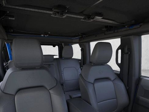 New 2026 Ford Bronco Big Bend w/ Black Diamond Package AWD/4WD image 12