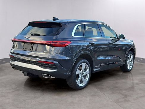 New 2025 Audi Q5 Premium Plus image 3