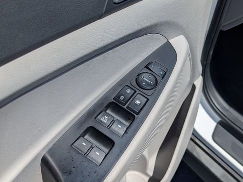 Used 2019 Hyundai Tucson SE AWD/4WD image 25