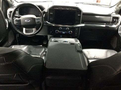 Used 2021 Ford F150 Lariat w/ Max Trailer Tow Package image 16