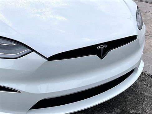 Used 2023 Tesla Model X Plaid image 28