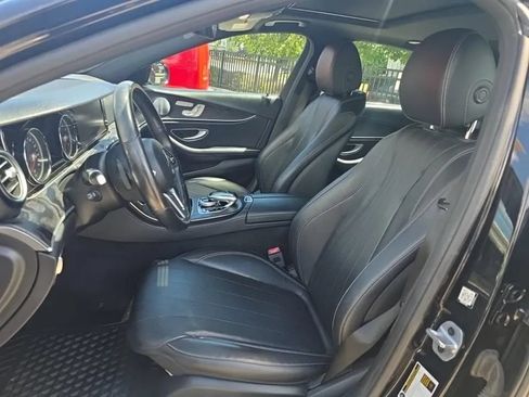 Used 2019 Mercedes-Benz E 300 4MATIC image 4