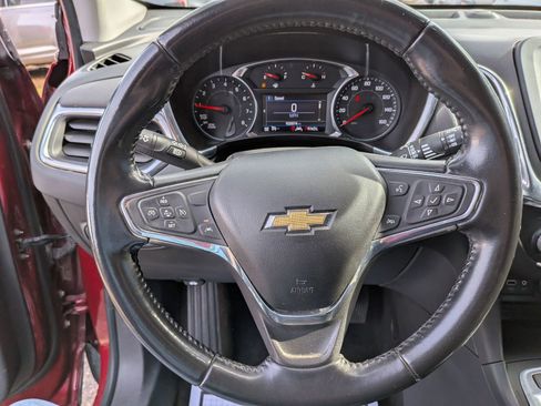 Used 2020 Chevrolet Equinox LT image 35