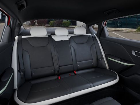 New 2026 Kia K4 GT-Line image 16