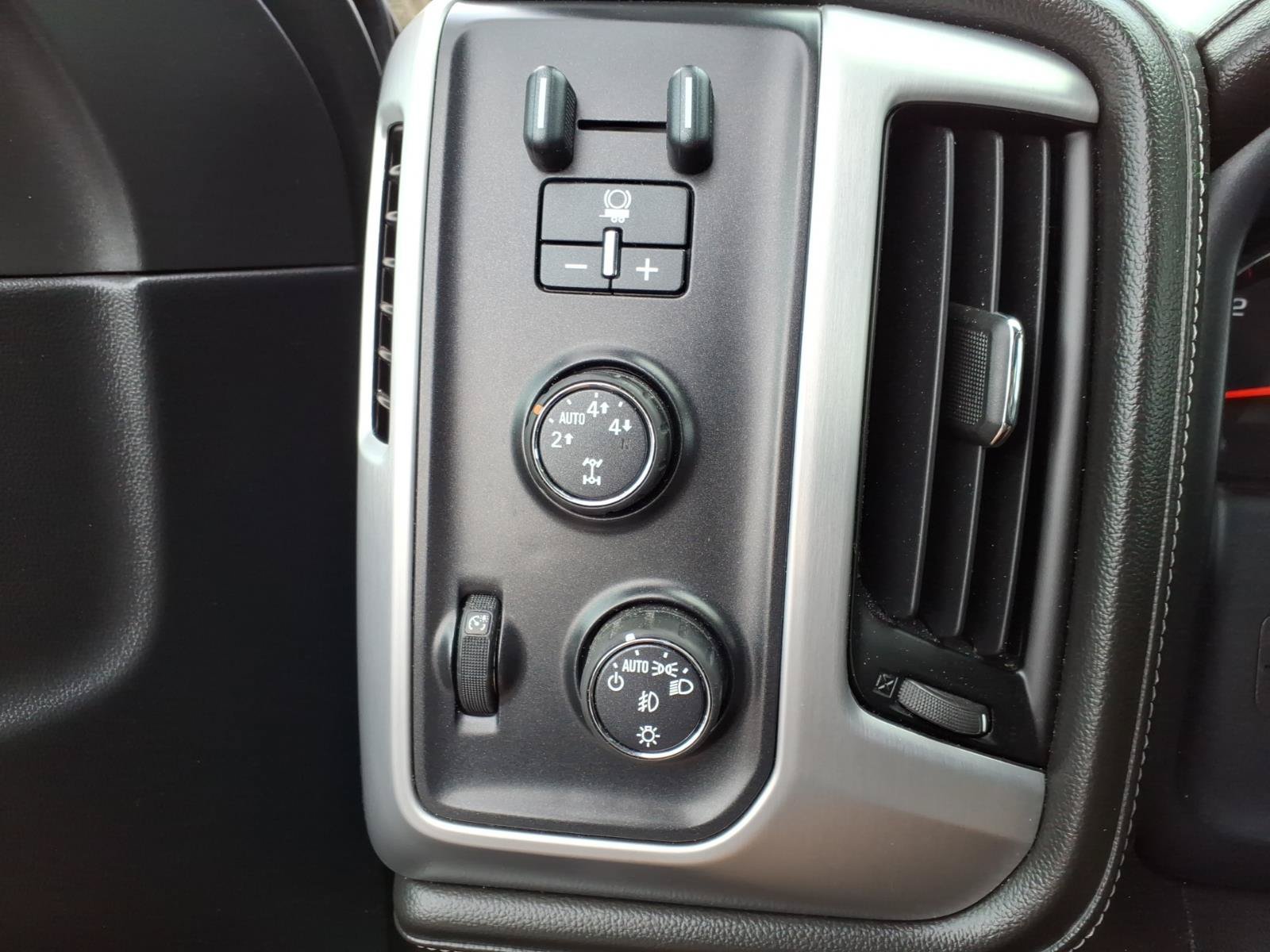 Used 2016 GMC Sierra 1500 SLE w/ SLE Value Package AWD/4WD image 13