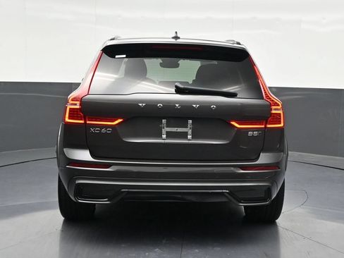 Used 2024 Volvo XC60 B5 Ultimate AWD/4WD image 5