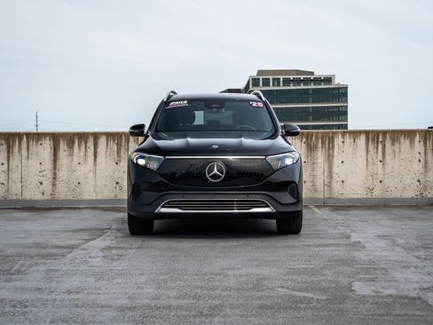 Certified 2025 Mercedes-Benz EQB 300 4MATIC image 2