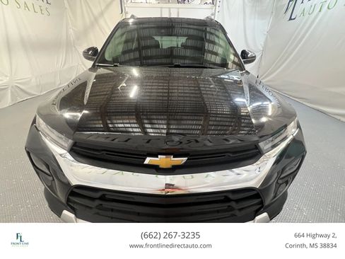 Used 2022 Chevrolet TrailBlazer LT FWD image 2