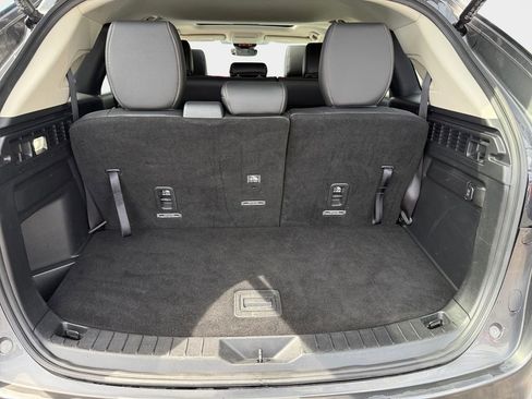 Used 2024 MAZDA CX-90 3.3 Turbo w/ Preferred Plus image 23
