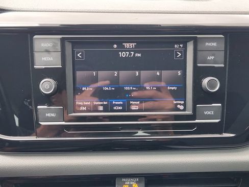 Used 2022 Volkswagen Taos S FWD image 17