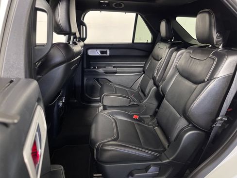 Used 2020 Ford Explorer ST w/ ST Street Pack AWD/4WD image 13