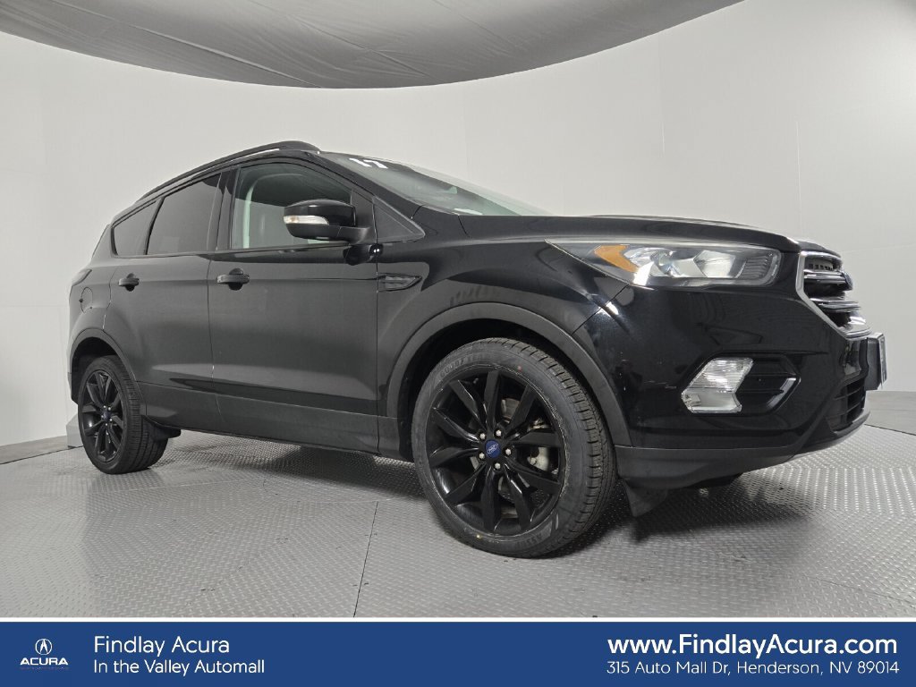 Used 2017 Ford Escape Titanium FWD image 1