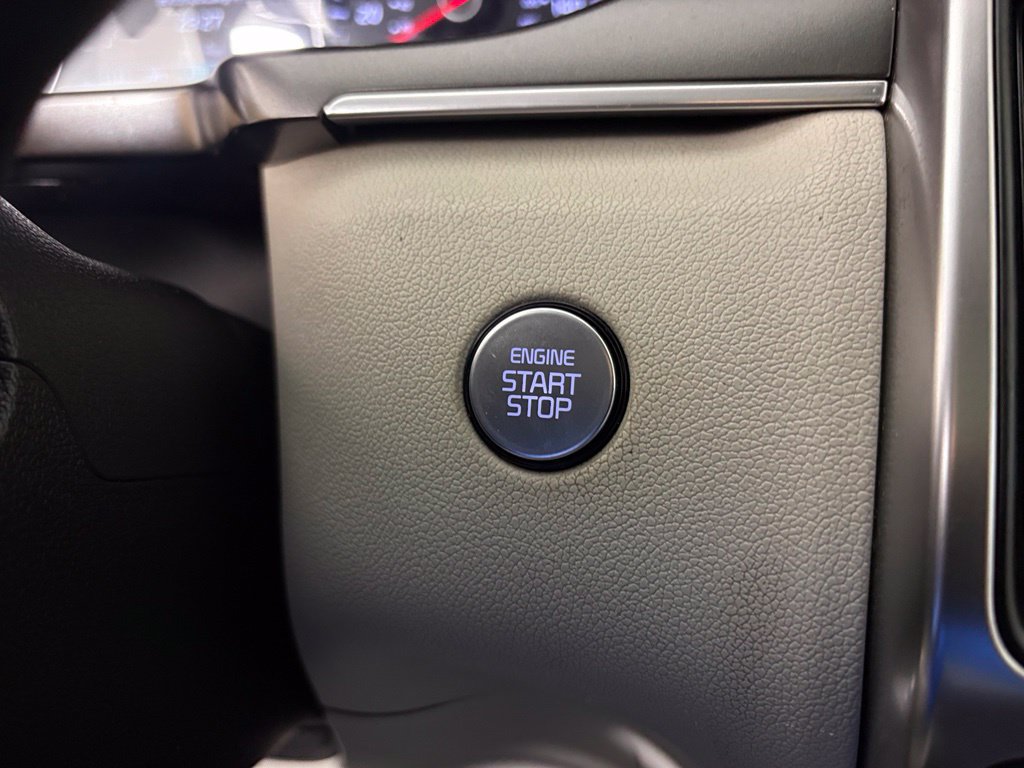 Used 2022 Kia Sorento S w/ Panoramic Sunroof Package FWD image 24
