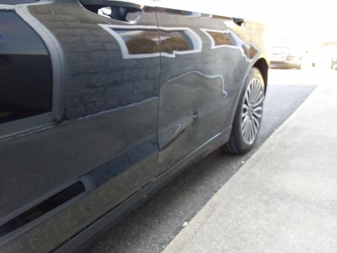 Used 2017 Ford Fusion Titanium image 14