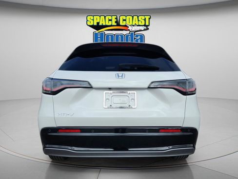 New 2026 Honda HR-V EX-L image 10
