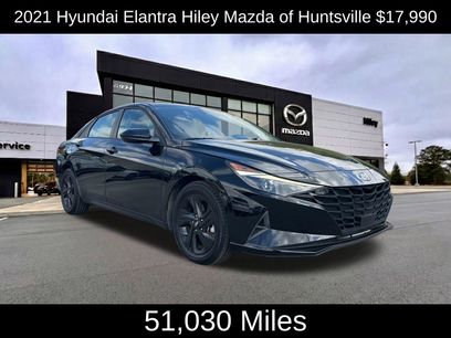 Used 2021 Hyundai Elantra SEL w/ Convenience Package