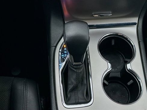 Used 2019 Jeep Grand Cherokee Altitude RWD image 16