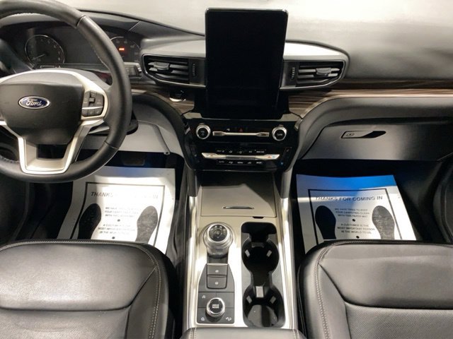 Certified 2024 Ford Explorer Limited w/ Limited Technology Package AWD/4WD image 15